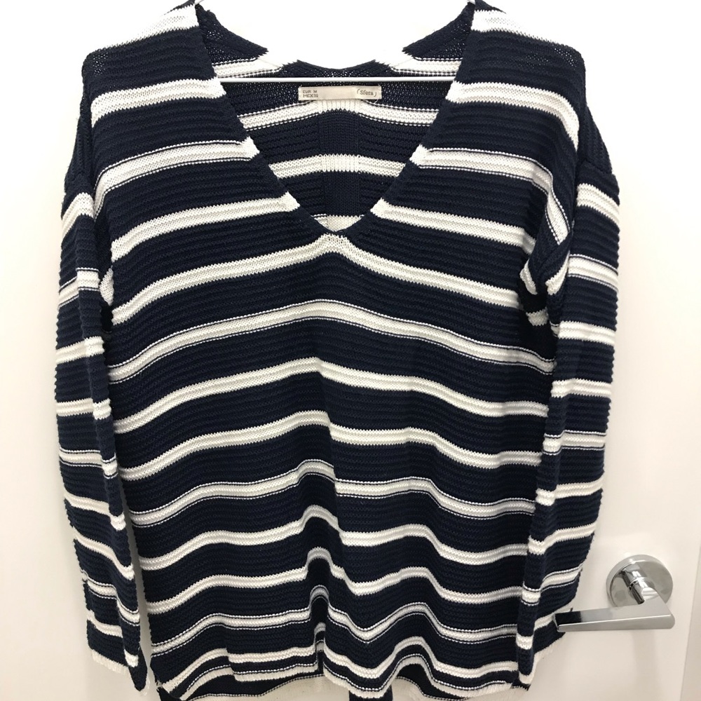 ❤️Strip v neck stitch sweater M
